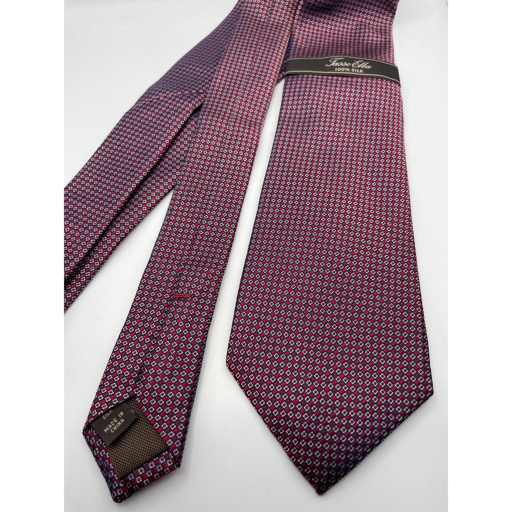 Tasso Elba Mens Red Blue Geometric Micro Diamond 100% Silk Necktie 10006498900